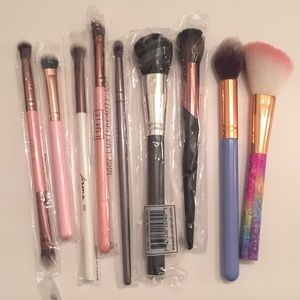 Makeup brushes bundle